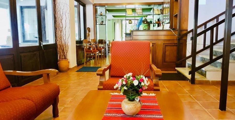 Hotel Alkyon 칼라네라 외부 사진